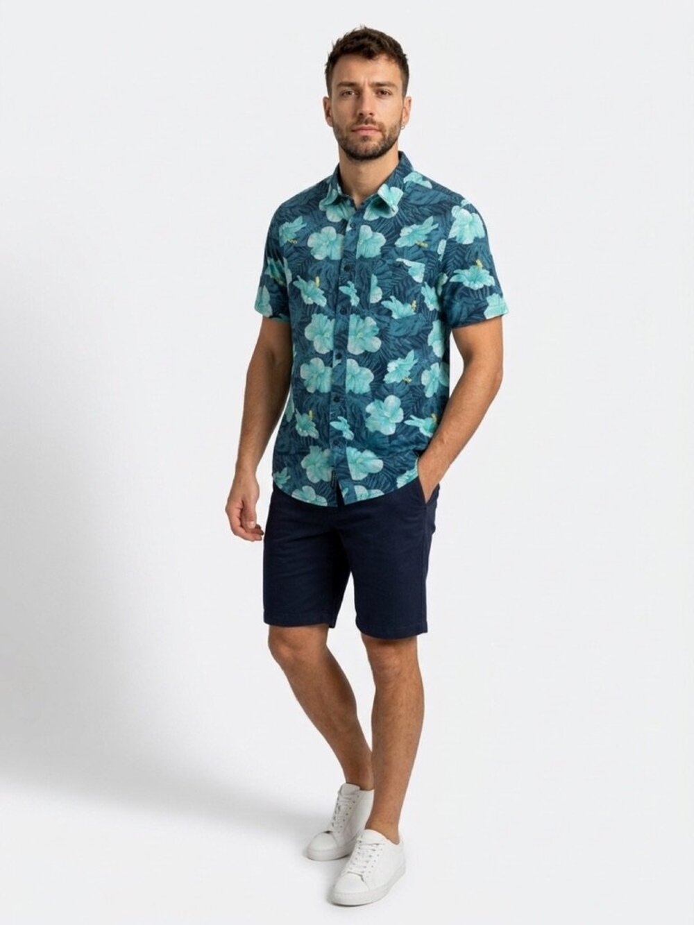 QuickSilver Tropical Shirt (NWT)